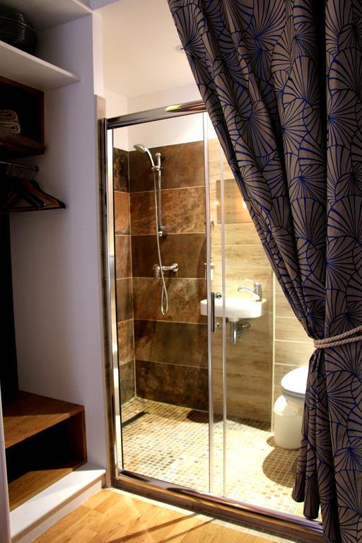 Private Room In A Parisian Homestay! - Close To It All! Bilik gambar