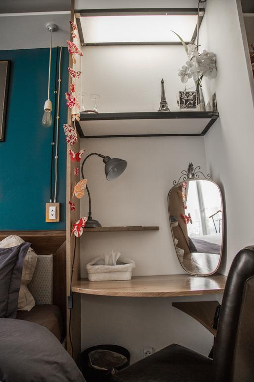 Private Room In A Parisian Homestay! - Close To It All! Luaran gambar